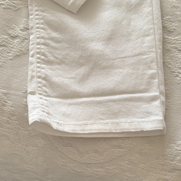 BNWT White Everflex Curvy Skinny Capri by ANGELS - Picture 2 of 10